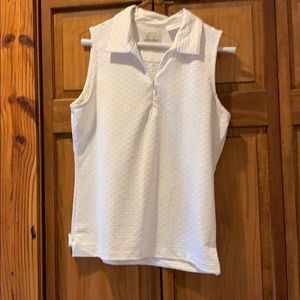 Sleeveless shirt
